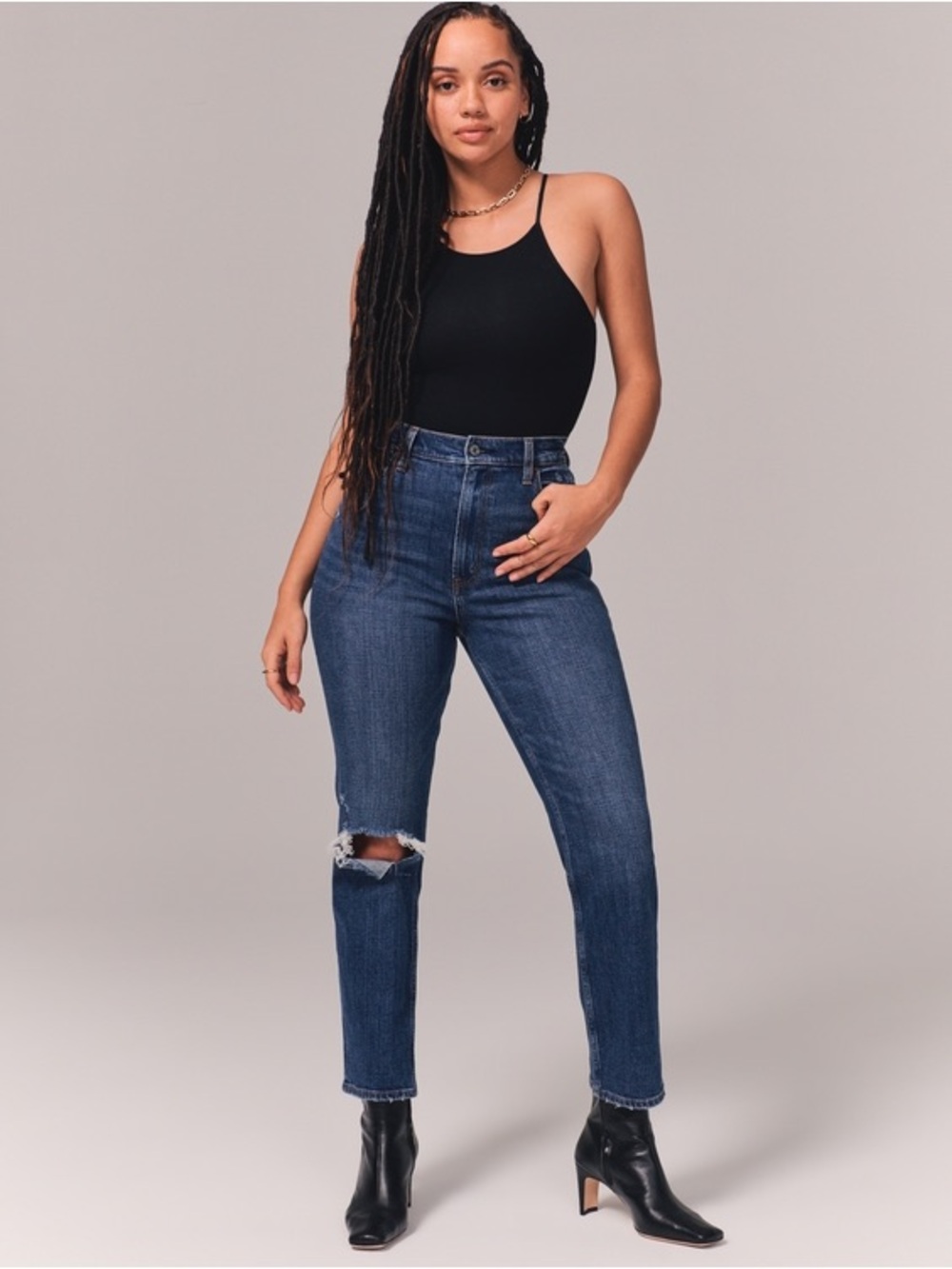 Abercrombie & Fitch Dark Blue Straight-Leg Jeans with Knee Rip